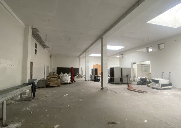 FINREA│ Prenájom skladovej haly – 1 320 m² Vrútky