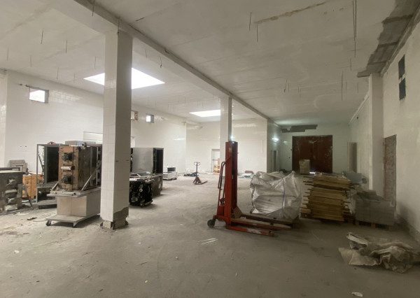 FINREA│ Prenájom skladovej haly – 1 320 m² Vrútky