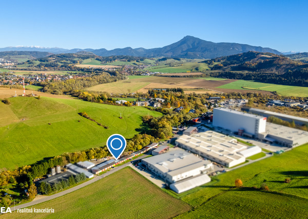 FINREA | Dvojgaráž v obci Istebné