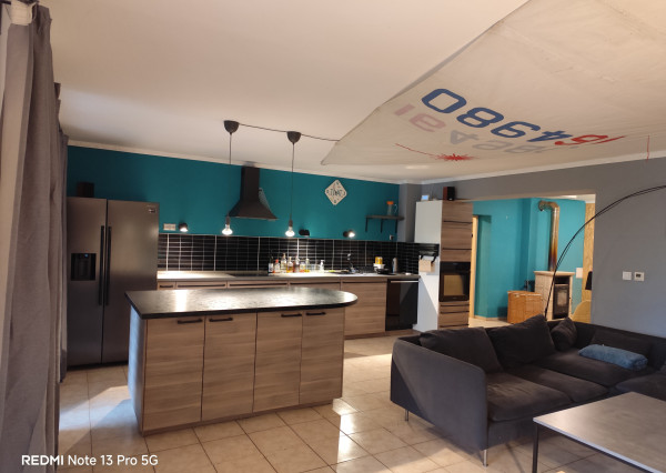 FINREA│3-izbový byt s terasou, predzáhradkou a parkovacím miestom – Lipovec, okres Martin, 111m2