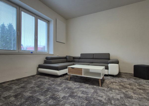 FINREA│Prenájom 2 izbového bytu vhodného aj na kancelárske účely, Martin centrum, 85m2