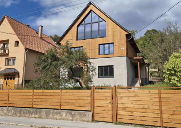 FINREA│Predaj rodinný dom na pozemku 1602 m² - Pov. Bystrica