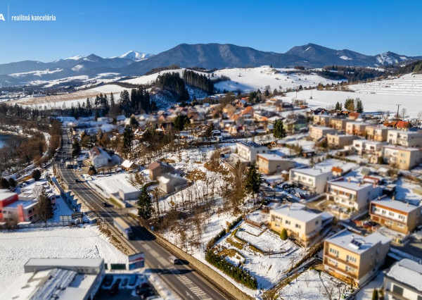 FINREA│EXKLUZÍVNE Jedinečný pozemok na Malom Bysterci