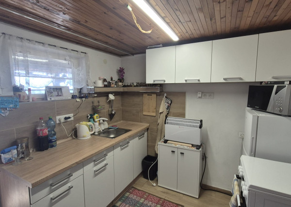 FINREA│Záhradná chatka Bystrička - Hrby, okr. Martin