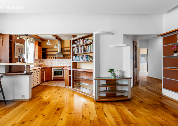 FINREA│Veľkorysý 5-izbový byt s výmerov 102 m2 – M. Hattalu