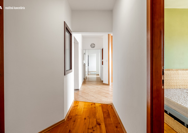 FINREA│Veľkorysý 5-izbový byt s výmerov 102 m2 – M. Hattalu