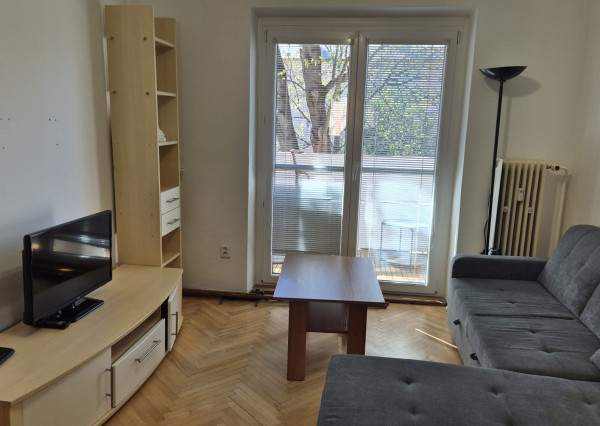 FINREA│Priestranný 2-izbový byt v centre Martina