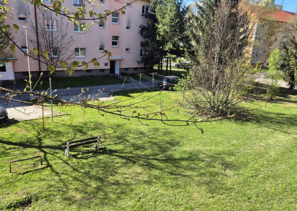 FINREA│Priestranný 2-izbový byt v centre Martina