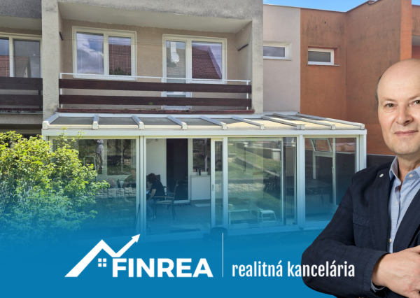 FINREA│Priestranný rodinný dom s garážou, zimnou záhradou a vírivkou v obľúbenej lokalite Stráne, Martin