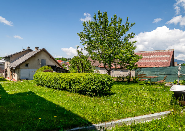 Dvojgeneračný dom vo Východnej s veľkým potenciálom