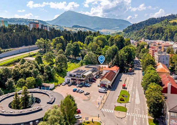 FINREA |  Polyfunkčná budova s garážou v centre mesta