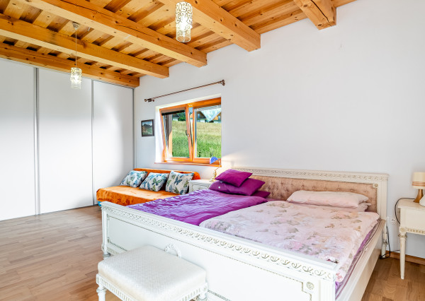 FINREA│Na predaj celoročne obývateľná chata na Kubínskej holi s vlastným pozemkom