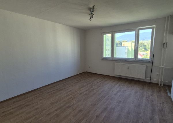 FINREA │1 izbový byt Martin - Záturčie