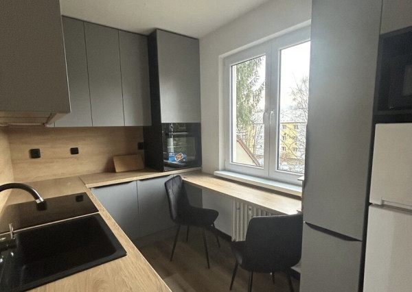 FINREA │Moderný kompletne zrekonštruovaný a zariadený 2-izbový bytu v Martine