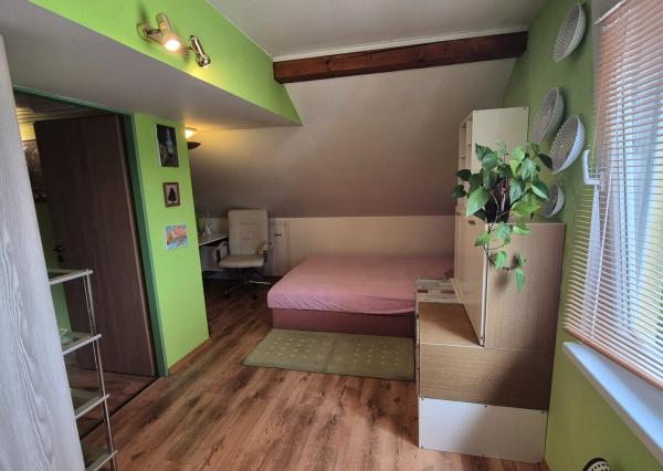 FINREA │Prenájom 2-izbového apartmánu v rodinnom dome, Turčianske Kľačany