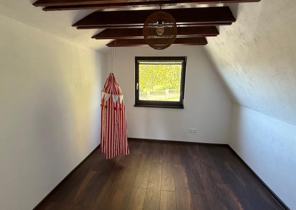 FINREA│Moderný 3-izbový rodinný dom s ateliérom, Turčianske Jaseno